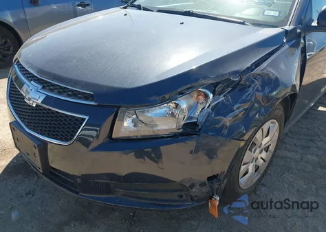 2014 Chevrolet Cruze Ls Auto z USA, uszkodzony, nr VIN 1G1PA5SH4E7193336